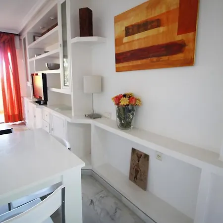 Expoholidays - Corinto Apartment Aguadulce (Almeria)